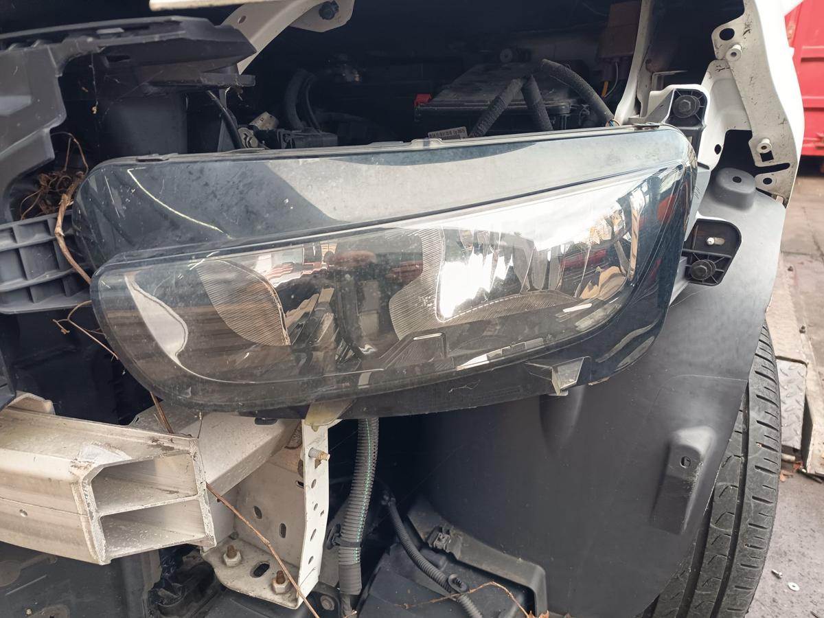 Citroen C4 II 2 Picasso orig Scheinwerfer links Halogen Fahrerseite Bj 2018